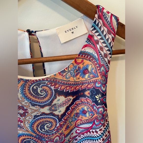 ☀️Everly Shift Dress - Picture 3 of 8